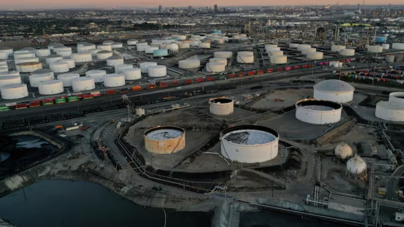 Забудьте о сырой нефти. Война доводит нефтеперерабатывающие заводы до грани краха Забудьте о сырой нефти. Война доводит нефтеперерабатывающие заводы до грани краха